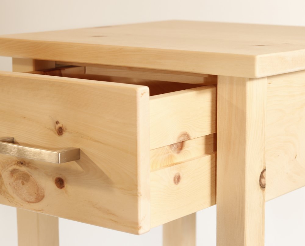 Hocker mit Schublade