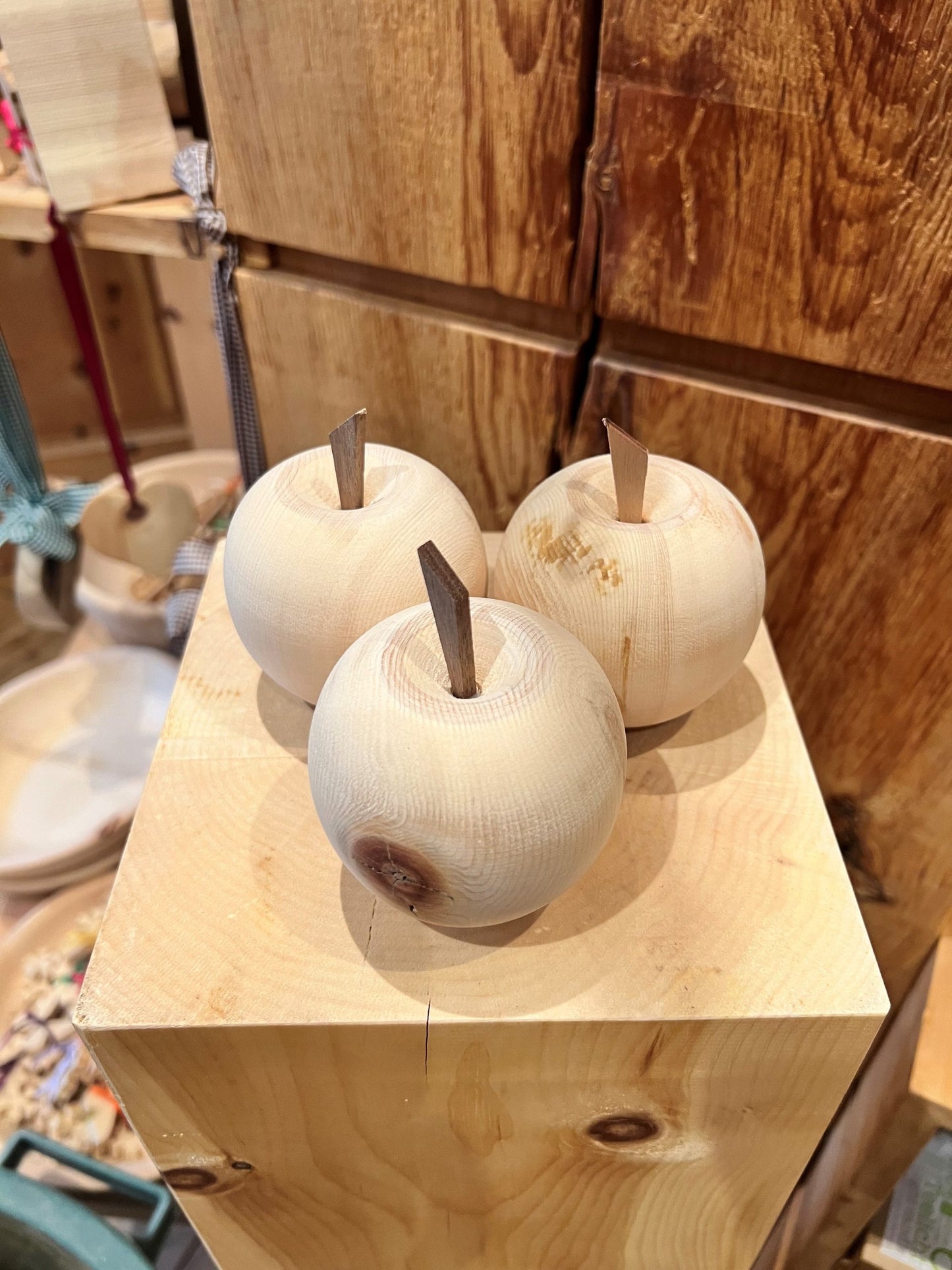Apfel gedrechselt