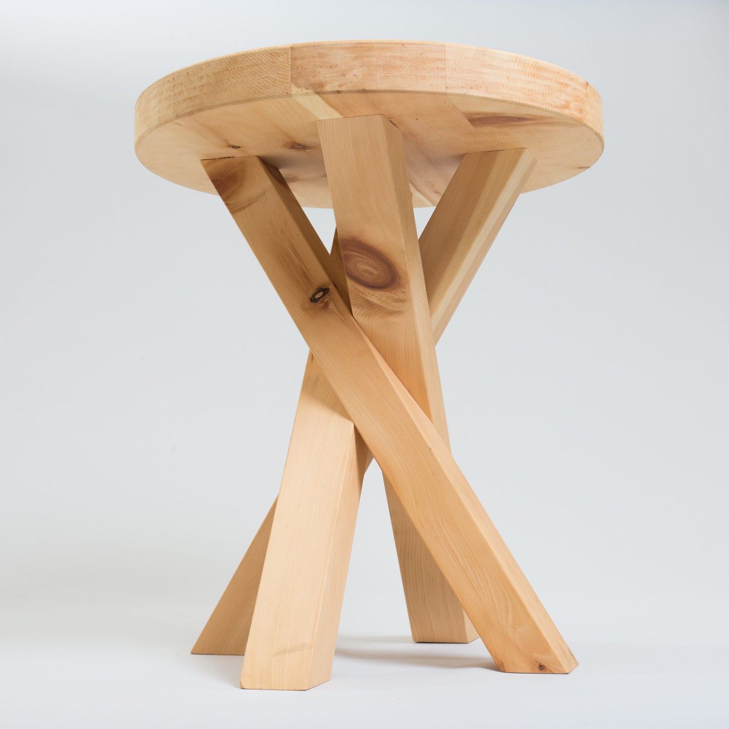 Schnalstaler Zirbenholzhocker
