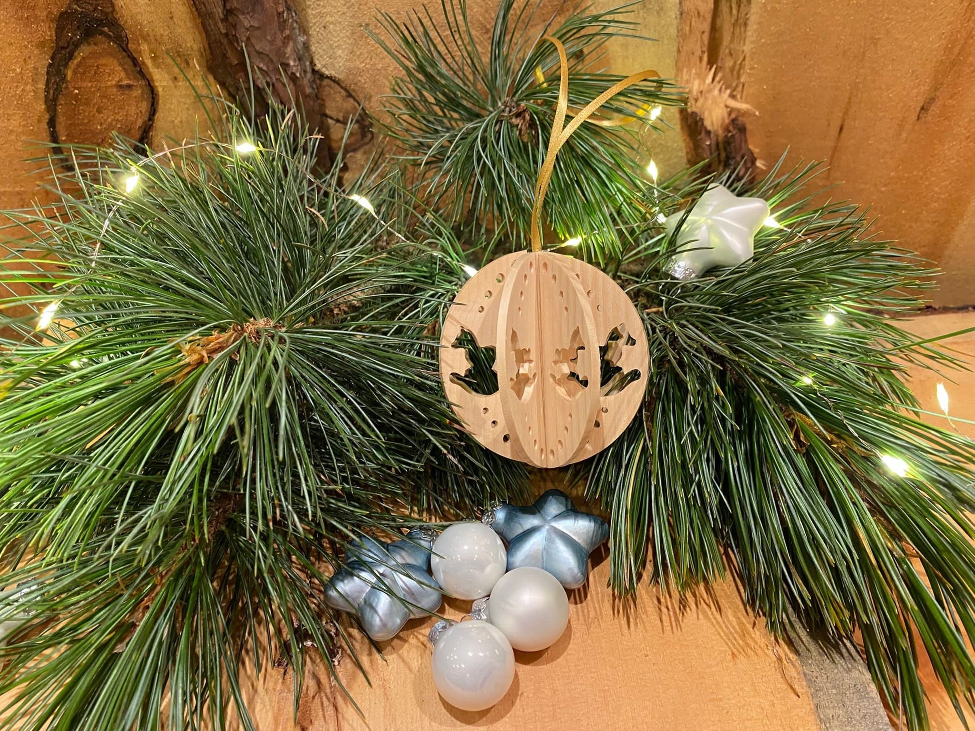 Weihnachtskugel Schaukelpferd