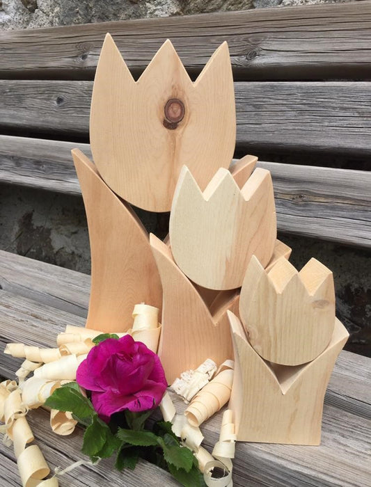 Tulpen aus Zirbenholz